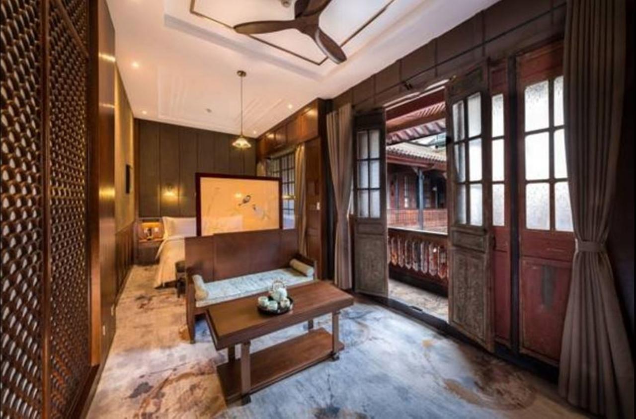 Silver Chest Boutique Hotel Kunming Exterior foto
