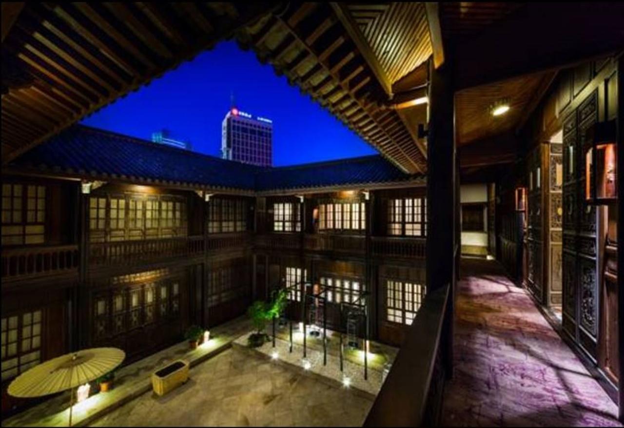 Silver Chest Boutique Hotel Kunming Exterior foto